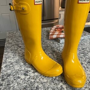 Hunter Classic Yellow Boots